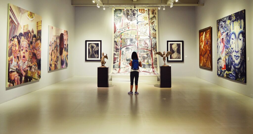 ARTbaza (sponsored)